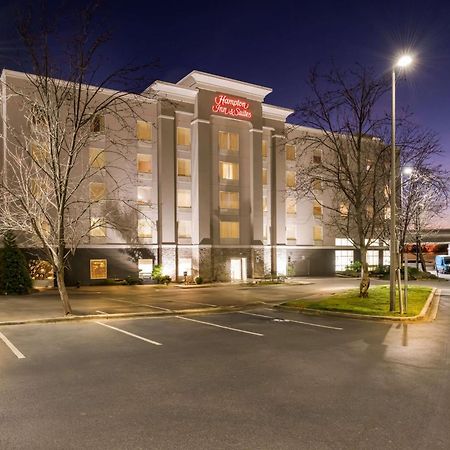 Hampton Inn & Suites Charlotte-Airport Bagian luar foto